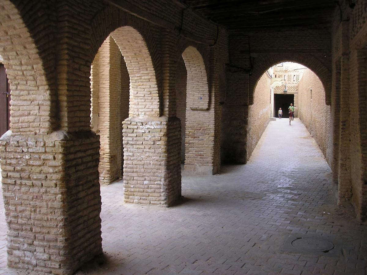 Dar Ezzahra Villa Tozeur Luaran gambar
