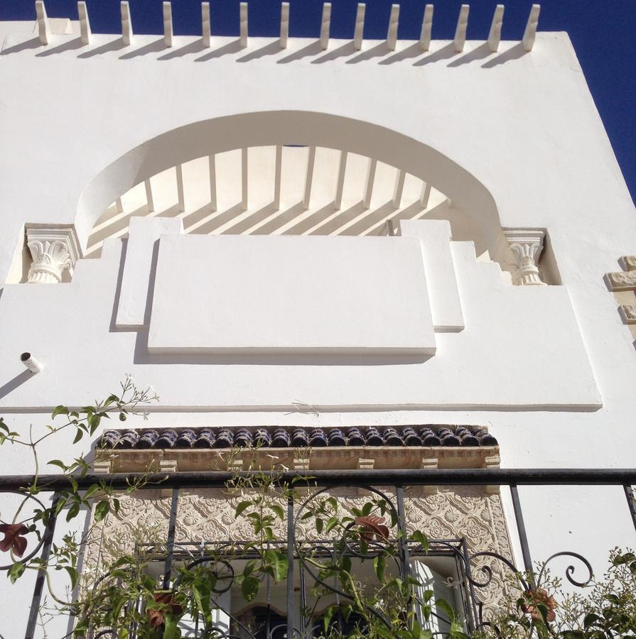 Dar Ezzahra Villa Tozeur Luaran gambar