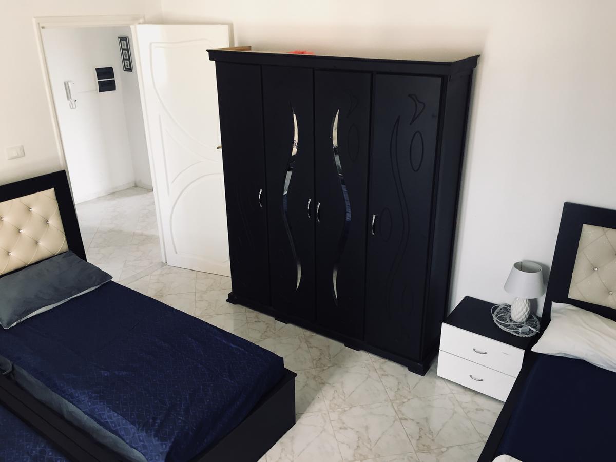 Dar Ezzahra Villa Tozeur Luaran gambar