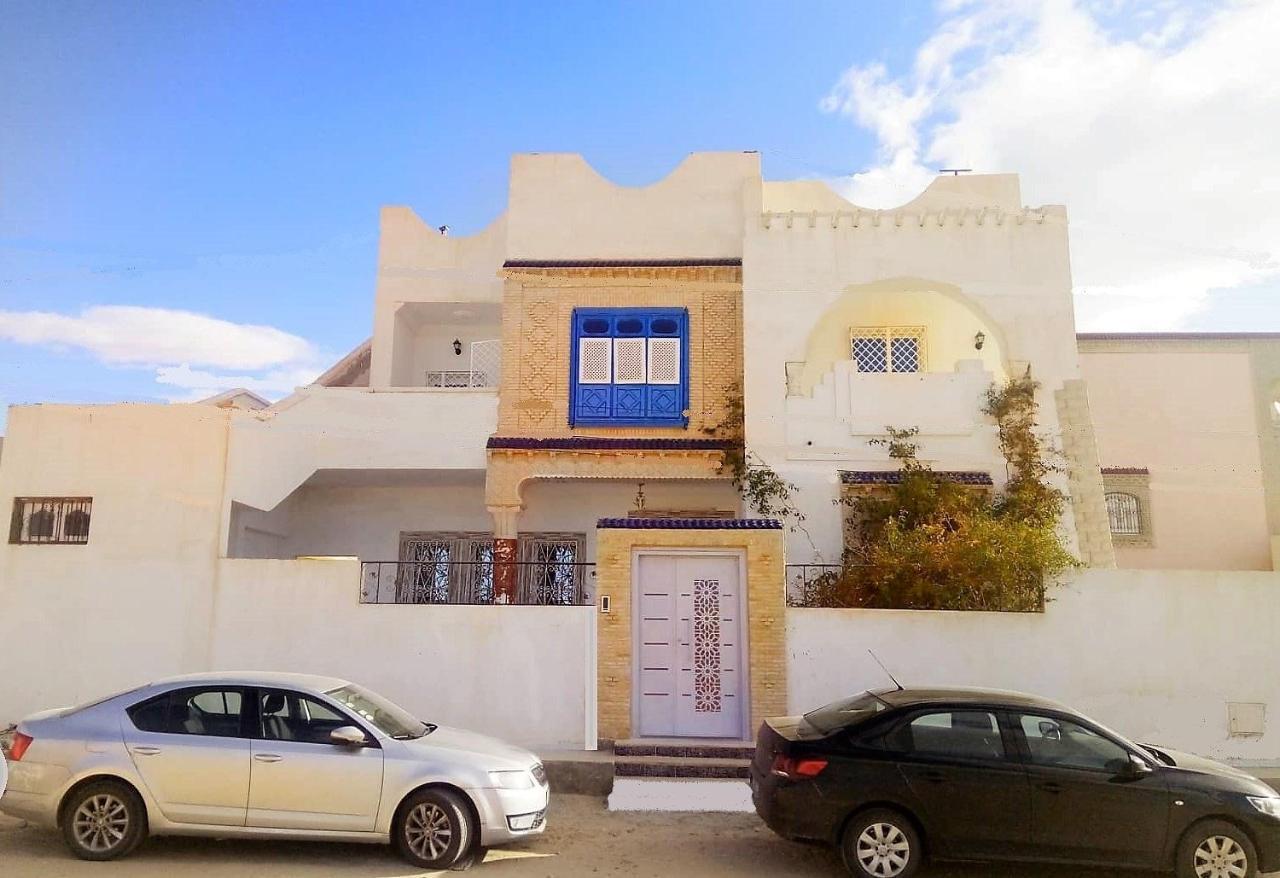 Dar Ezzahra Villa Tozeur Luaran gambar