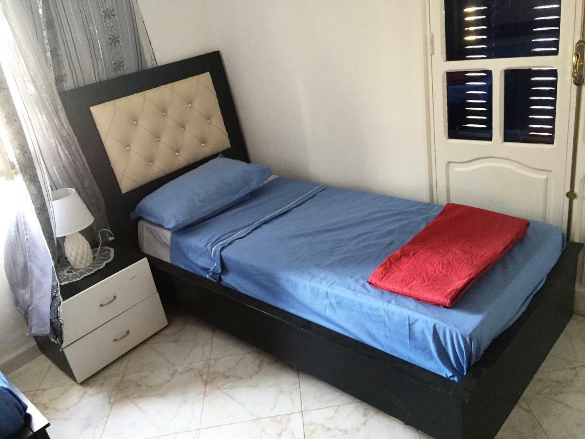 Dar Ezzahra Villa Tozeur Luaran gambar