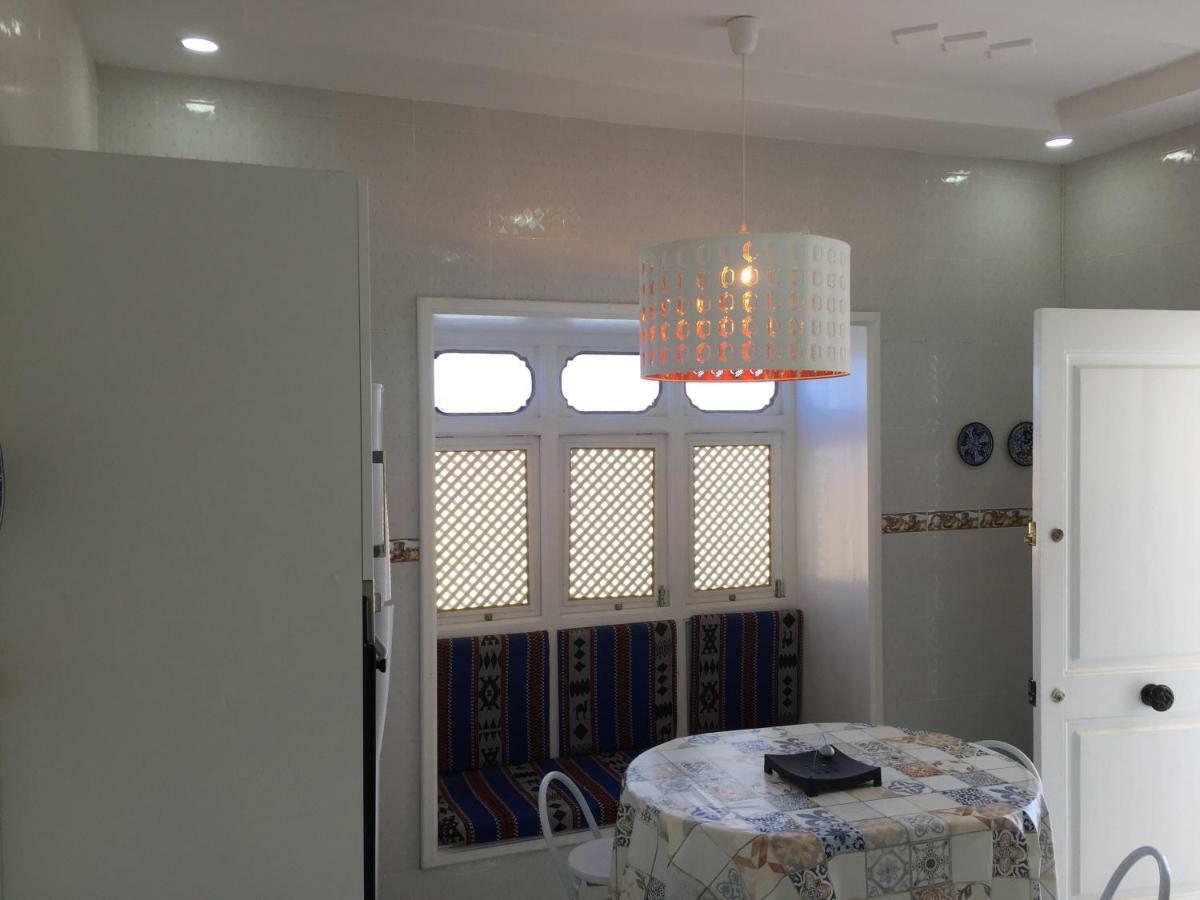 Dar Ezzahra Villa Tozeur Luaran gambar