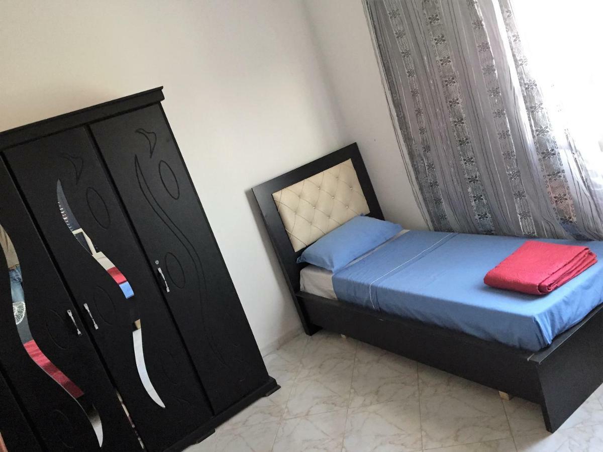 Dar Ezzahra Villa Tozeur Luaran gambar