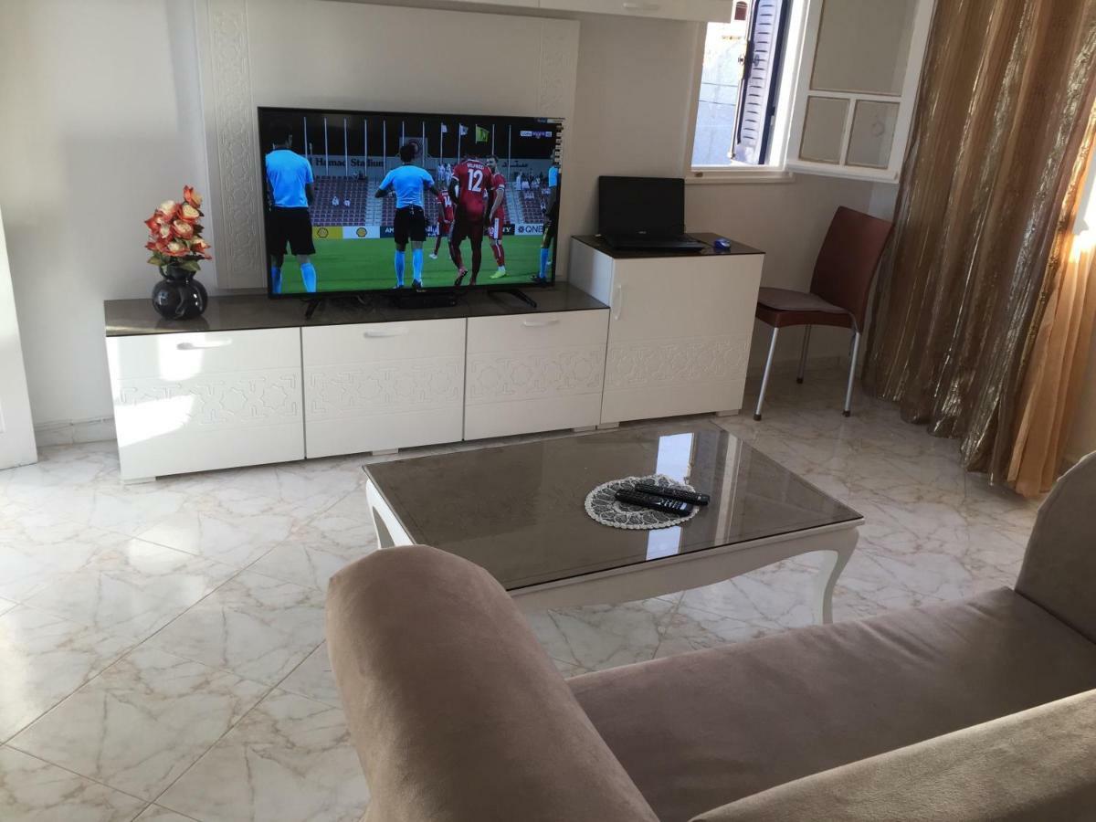 Dar Ezzahra Villa Tozeur Luaran gambar
