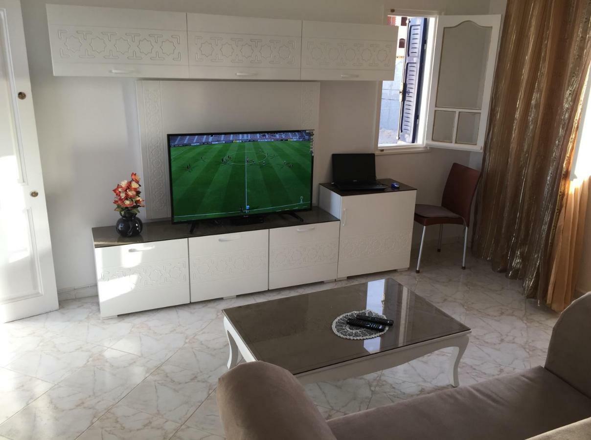 Dar Ezzahra Villa Tozeur Luaran gambar